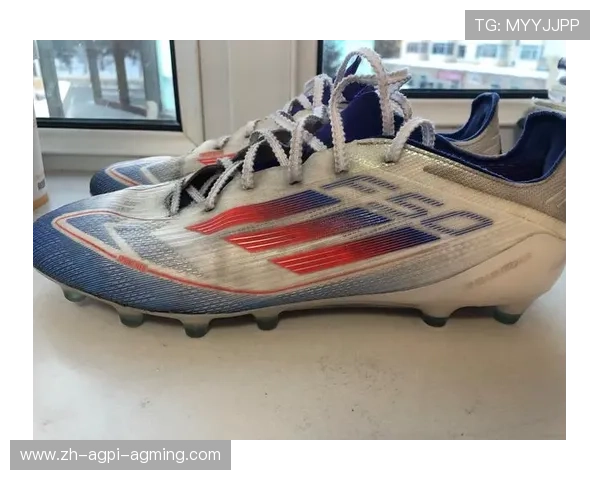 足球鞋科技革新如何重塑射门精准标准